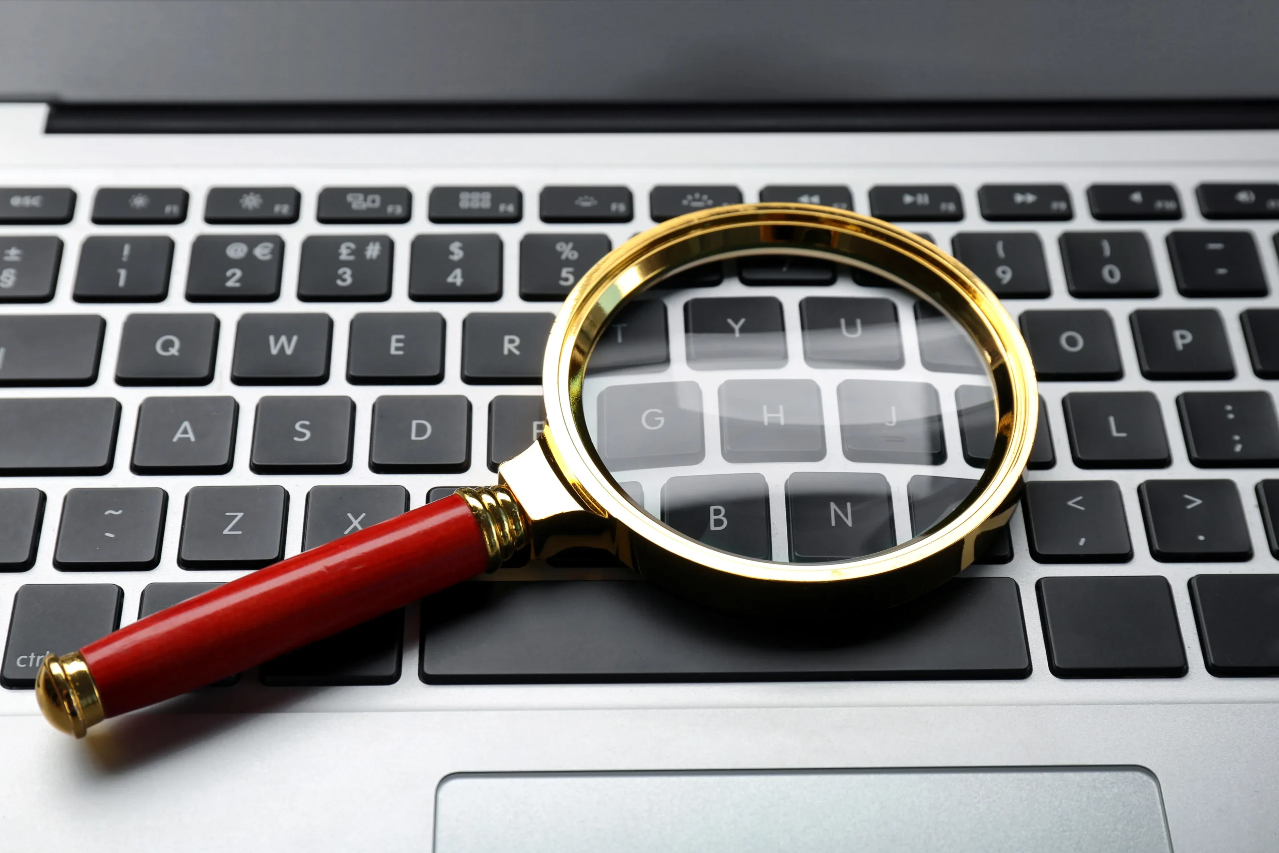 Analyse von Suchanfragen und Keywords für Bing Ads